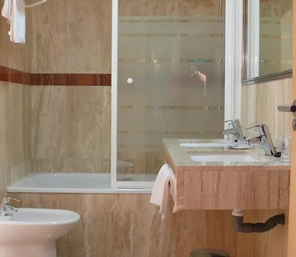 Hotel Gran Casona De Sanabria 3*